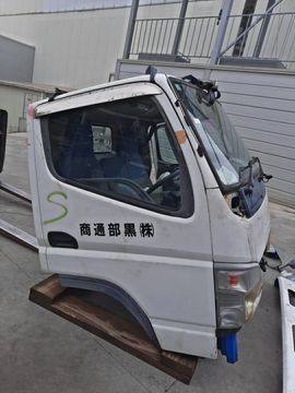 КАБИНА НА MITSUBISHI CANTER FE70B 4M42