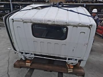 КАБИНА НА MITSUBISHI CANTER FE70B 4M42