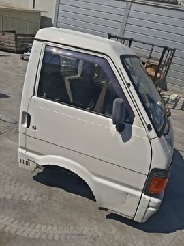 КАБИНА НА MAZDA BONGO SE88M