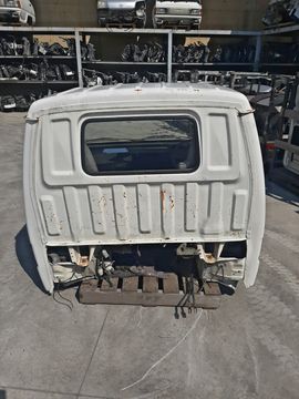 КАБИНА НА MAZDA BONGO SE88M