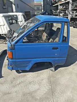 КАБИНА НА TOYOTA TOWN ACE KM51