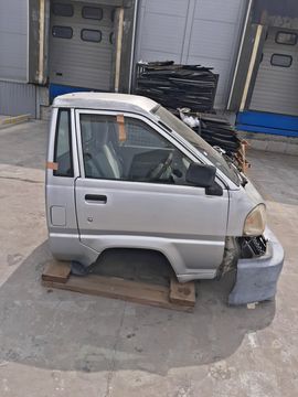 КАБИНА НА TOYOTA LITE ACE KM70