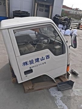 КАБИНА НА MITSUBISHI CANTER FB308