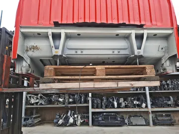 КАБИНА НА TOYOTA DYNA YY101 3Y
