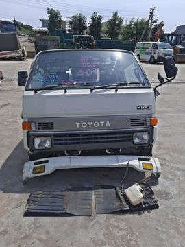 КАБИНА НА TOYOTA HIACE YH81 2Y