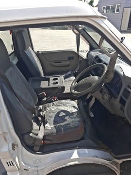 КАБИНА НА NISSAN VANETTE SK82TN
