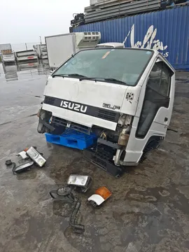 КАБИНА НА ISUZU ELF NKR58
