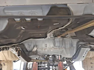 КАБИНА НА TOYOTA DYNA LY211