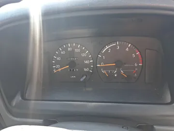 КАБИНА НА TOYOTA DYNA LY211