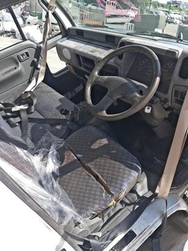 КАБИНА НА NISSAN ATLAS P4F23 TD27