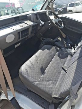 КАБИНА НА NISSAN ATLAS P4F23 TD27