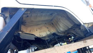 КАБИНА НА TOYOTA HIACE LH80 2L
