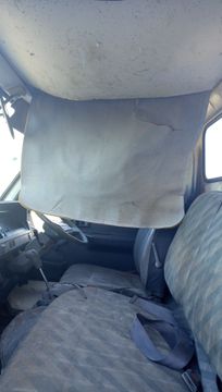 КАБИНА НА TOYOTA HIACE LH80 2L