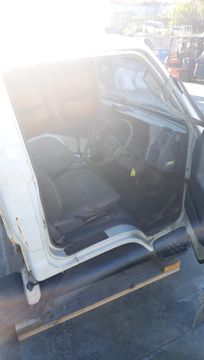 КАБИНА НА TOYOTA HIACE LH80 2L