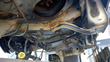 КАБИНА НА TOYOTA HIACE LH80 2L