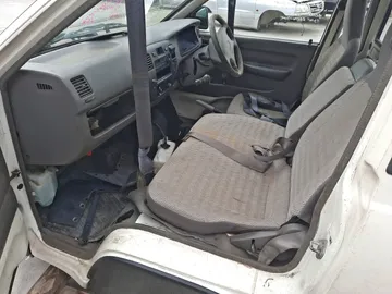 КАБИНА НА TOYOTA TOWN ACE KM70