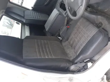 КАБИНА НА MAZDA BONGO SLP2T L8
