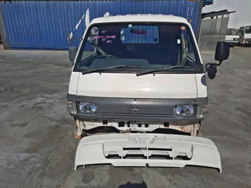 КАБИНА НА NISSAN VANETTE SE88MN F8