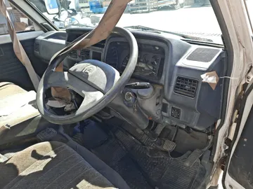 КАБИНА НА NISSAN VANETTE SE88MN F8