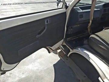 КАБИНА НА NISSAN VANETTE SE88MN F8