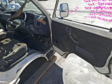 КАБИНА НА NISSAN VANETTE SE88MN F8