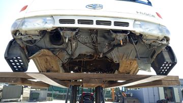 КАБИНА НА TOYOTA DYNA YY101