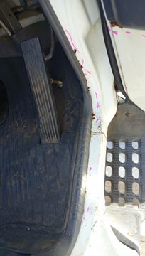 КАБИНА НА TOYOTA DYNA YY101