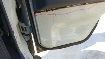 КАБИНА НА TOYOTA DYNA YY101