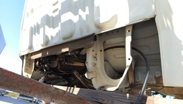 КАБИНА НА TOYOTA DYNA YY101