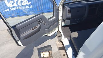 КАБИНА НА TOYOTA DYNA YY101