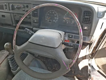 КАБИНА НА MITSUBISHI CANTER FG508B 4D35
