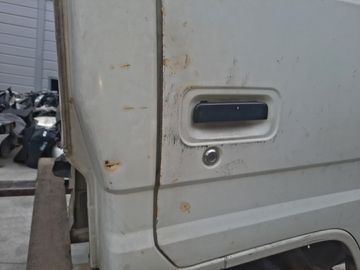 КАБИНА НА TOYOTA DYNA YY211 3Y