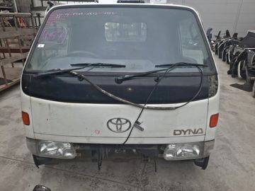 КАБИНА НА TOYOTA DYNA YY211 3Y