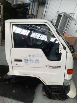 КАБИНА НА TOYOTA TOYOACE YY101 3Y