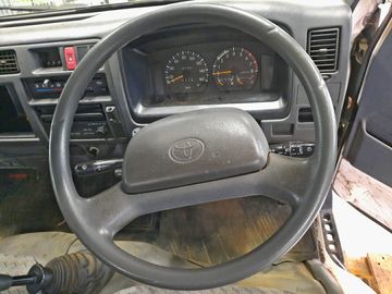 КАБИНА НА TOYOTA TOYOACE LY101 3Y