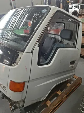 КАБИНА НА TOYOTA TOYOACE YY101 3Y