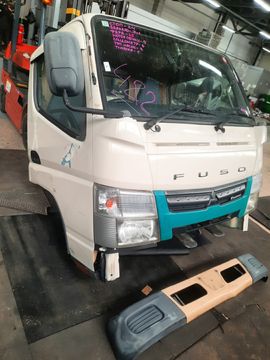 КАБИНА НА MITSUBISHI FUSO FEA50 4P10