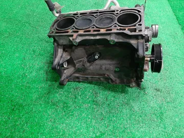 БЛОК ДВИГАТЕЛЯ НА VOLKSWAGEN GOLF 1K1 CAVD
