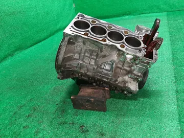 БЛОК ДВИГАТЕЛЯ НА BMW 320I E92 N46B20B