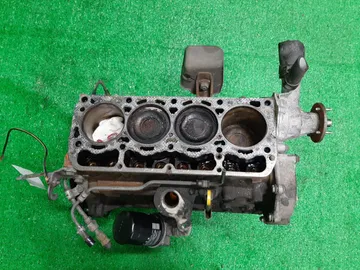 БЛОК ДВИГАТЕЛЯ НА TOYOTA TOWN ACE NOAH KR42V 7K-E