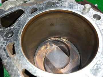 БЛОК ДВИГАТЕЛЯ НА NISSAN ELGRAND ALWE50 VG33E