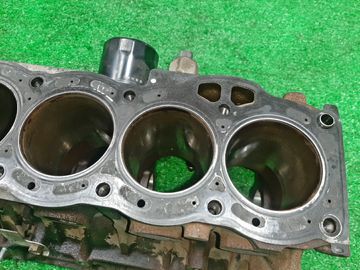 БЛОК ДВИГАТЕЛЯ НА TOYOTA MARK II GX110 1G-FE