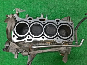 БЛОК ДВИГАТЕЛЯ НА TOYOTA ESTIMA ACR50 2AZ-FE