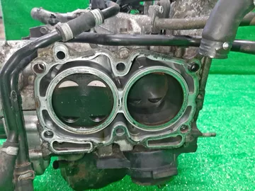 БЛОК ДВИГАТЕЛЯ НА SUBARU FORESTER SG5 EJ205