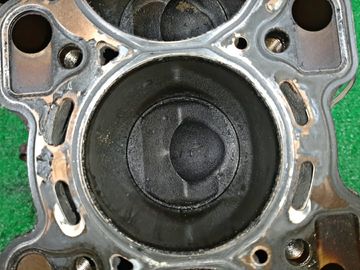 БЛОК ДВИГАТЕЛЯ НА MITSUBISHI RVR N61W 4G93