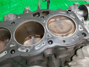 БЛОК ДВИГАТЕЛЯ НА TOYOTA CHASER GX100 1G-FE