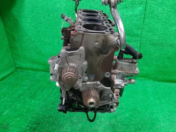 БЛОК ДВИГАТЕЛЯ НА PEUGEOT 3008 C2A DW10FC