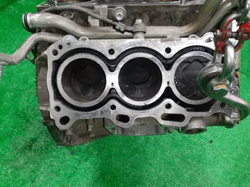 БЛОК ДВИГАТЕЛЯ НА TOYOTA CROWN GRS180 4GR-FSE