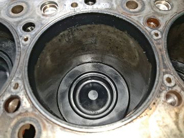 БЛОК ДВИГАТЕЛЯ НА TOYOTA DYNA XZU620D N04C-T