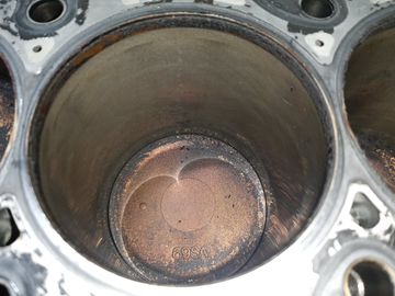 БЛОК ДВИГАТЕЛЯ НА MITSUBISHI GRANDIS NA4W 4G69